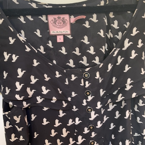 Juicy Couture black silk blouse with white bird print and gold buttons. Size S - Picture 3 of 3